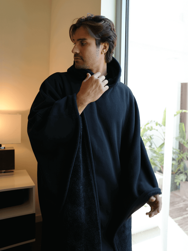 Women's weighted hoodie for deep relaxation. Soft, oversized comfort wear, perfect for stress relief & cozy loungewear.
