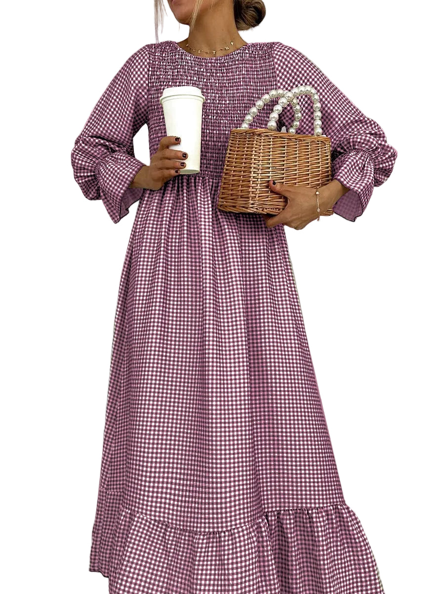 Comfortable women's casual maxi dress, featuring a stylish gingham check pattern and smocked bodice for spring/summer.