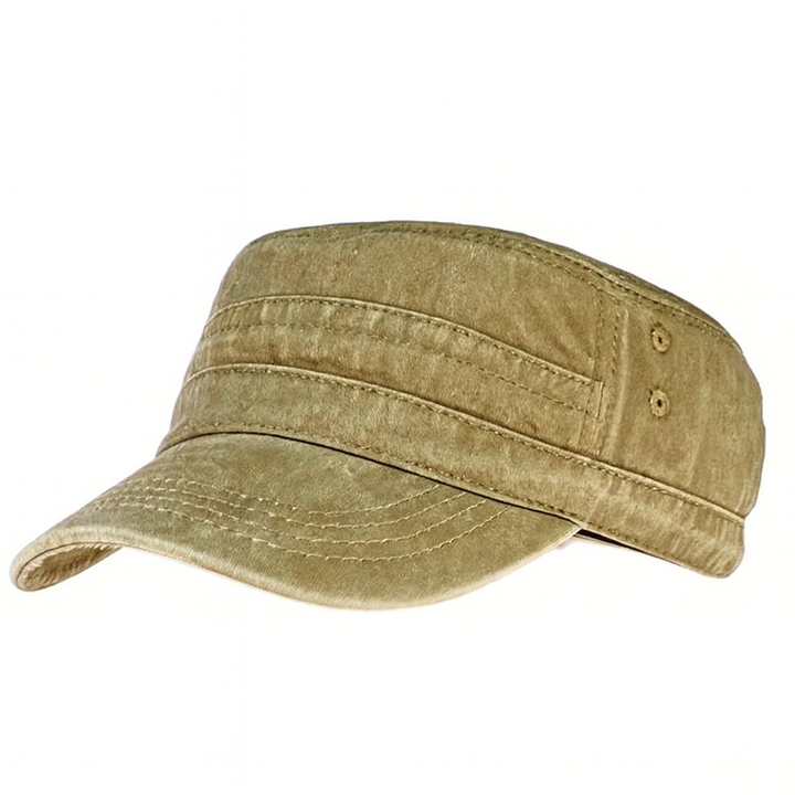 Khaki unisex retro army cap for outdoor adventures. Adjustable casual hat, providing sun protection in military style.