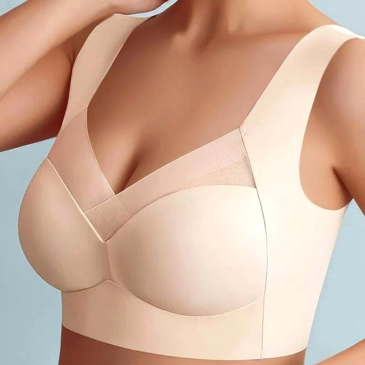Versatile women's seamless wire-free bra with adjustable straps. Excellent for comfortable support & a smooth silhouette.