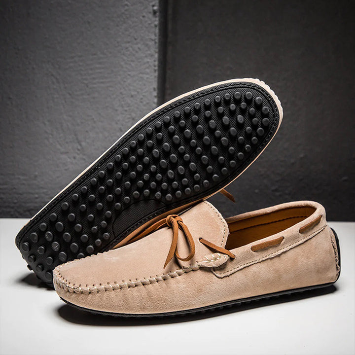 Men's casual slip-on summer shoes, offering comfort and style for driving and everyday adventures.