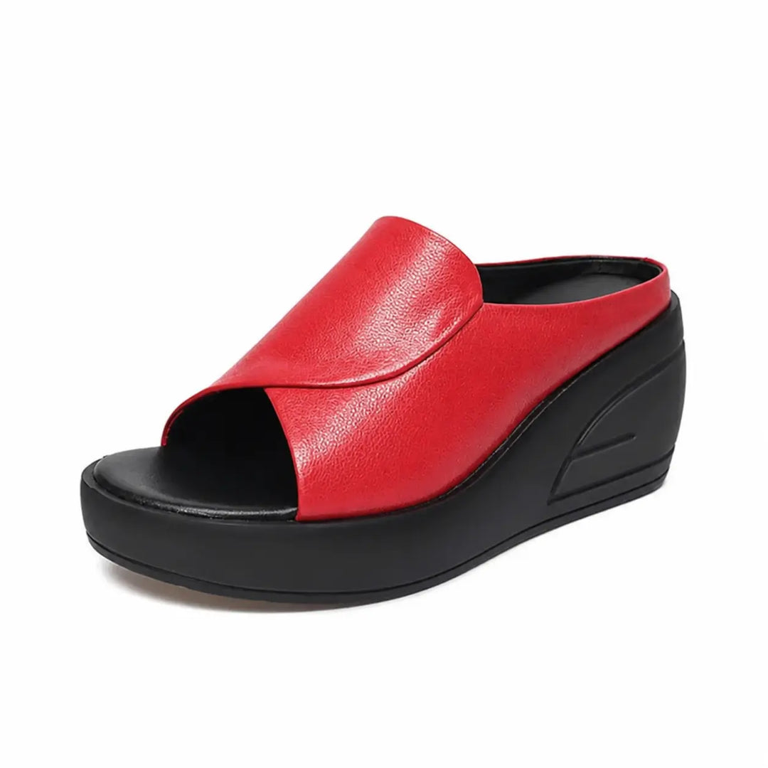 Comfortable women's wedge sandals featuring orthopedic arch support, ideal for casual summer wear.