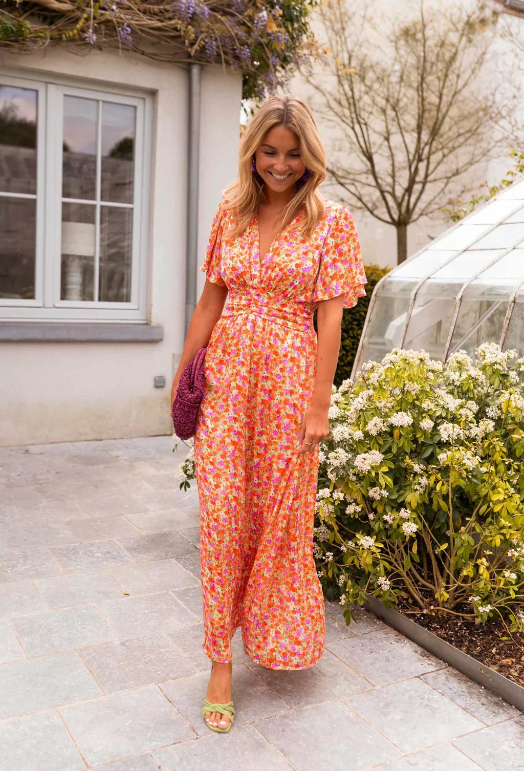 Beautiful V-neck floral pleated maxi dress for women, a flowy & comfortable special occasion.