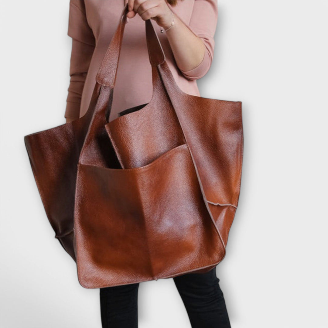 Trendy oversized women's leather shoulder bag, perfect for travel and everyday use.