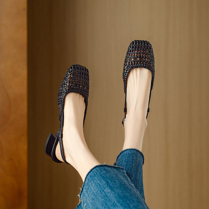 Stylish women's braided slingback sandals, perfect for summer. Features an elegant block heel and comfortable design.