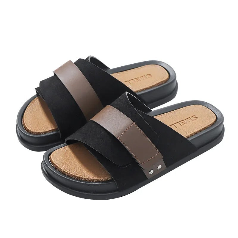 Cosy men's slip-on sandals with adjustable buckle strap, designed for modern style and comfort.