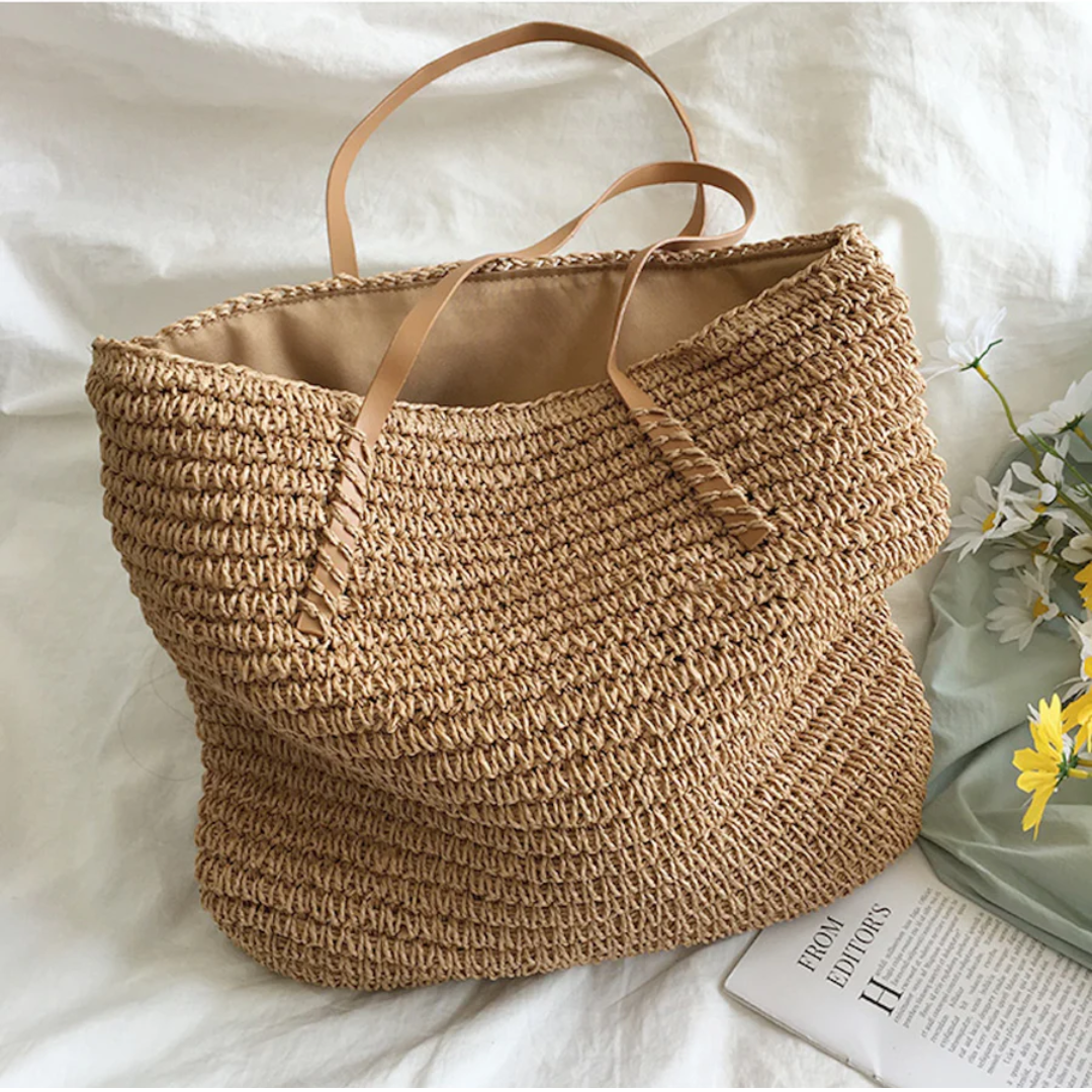 TerraWoven women's shoulder bag, spacious & stylish, perfect for daily organization and carry.