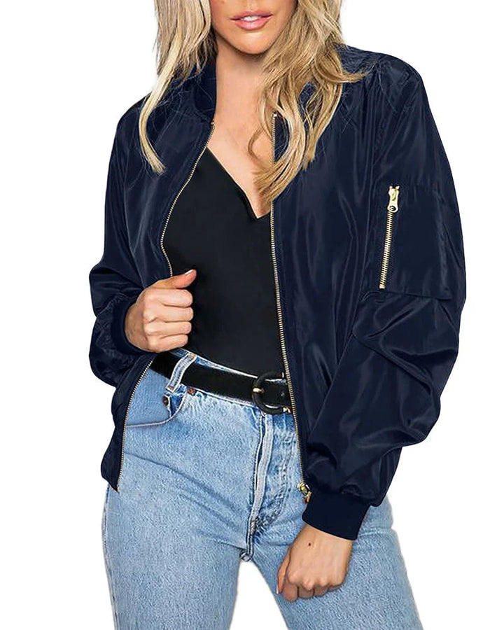 Stylish women's bomber, lightweight and comfortable for casual outfits.