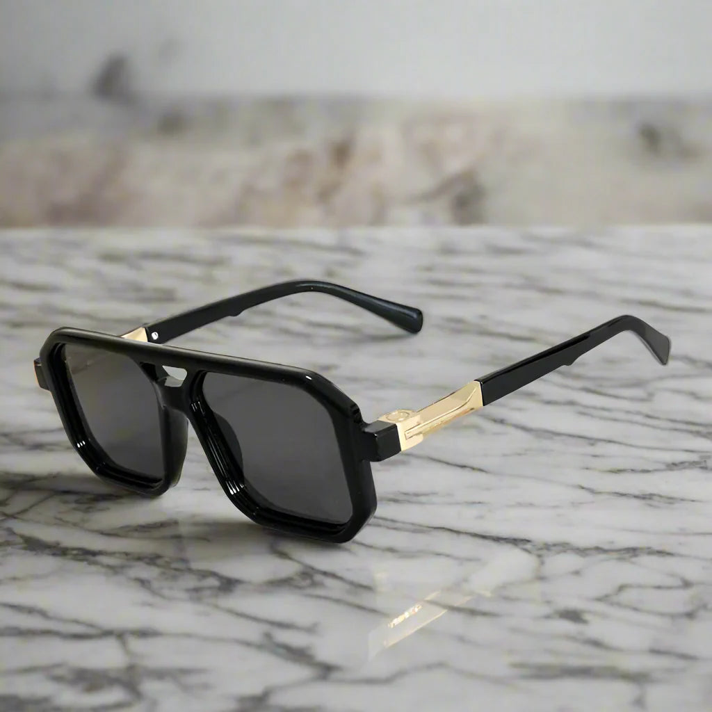 Versatile unisex modern square aviator sunglasses for everyday style & UV400 eye protection.