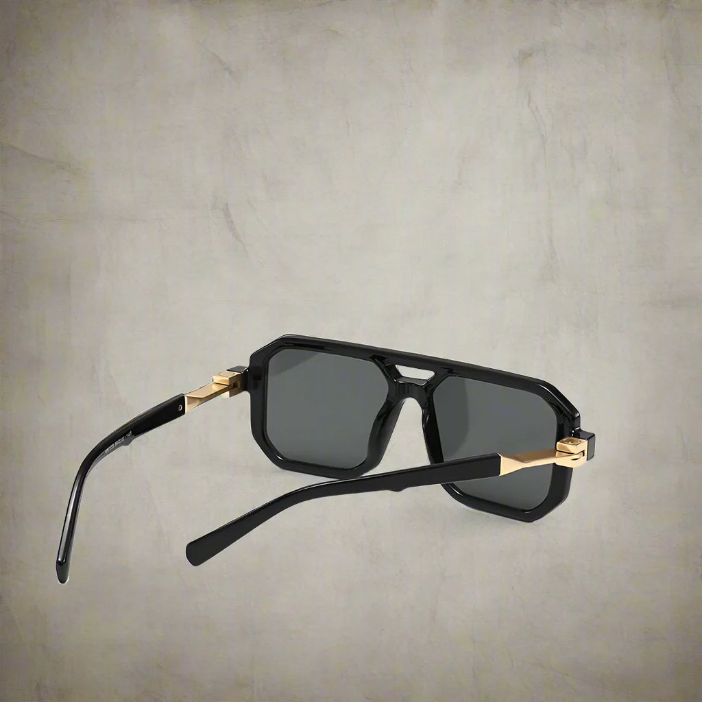 Trendy unisex square aviator sunglasses featuring a modern frame & complete UV400 protection.