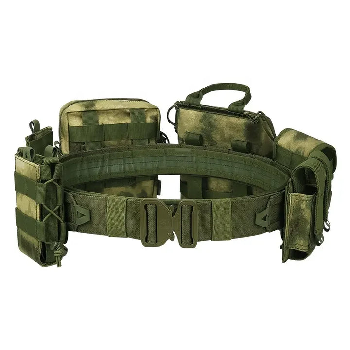 Adjustable men's tactical combat belt, designed with Molle pouches for secure and customizable gear carrying.