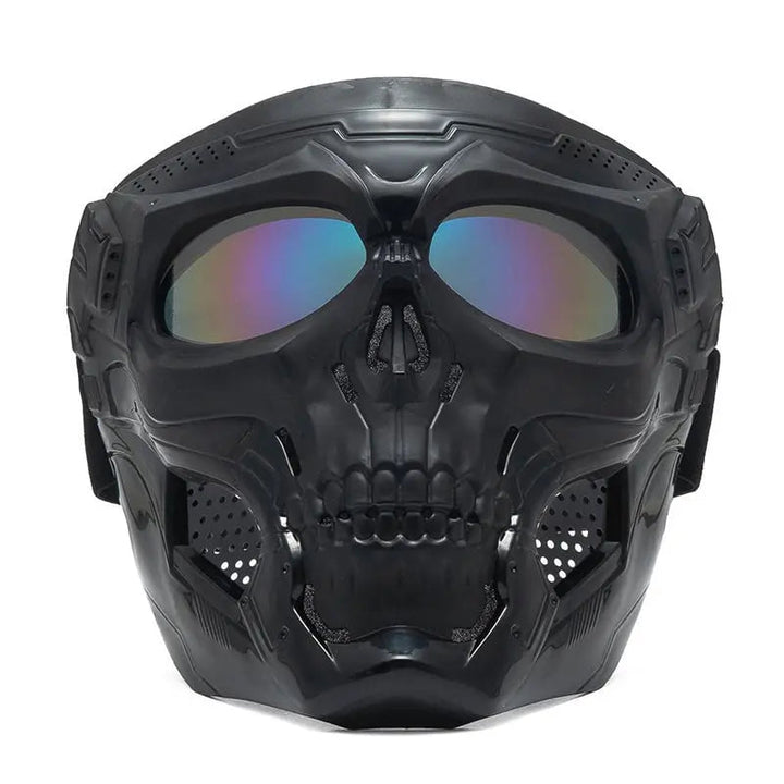 Unisex protective face mask for tactical use, essential for airsoft and paintball safety in outdoor activities.