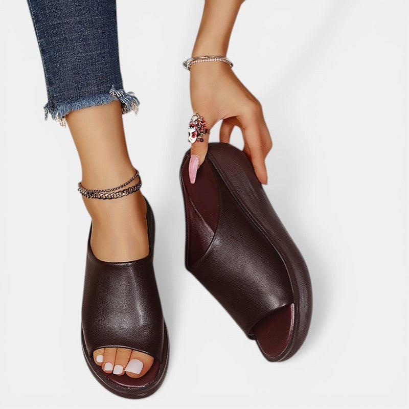 Convenient slip-on orthopaedic sandals for women by Tahnee, offering instant comfort & arch support.