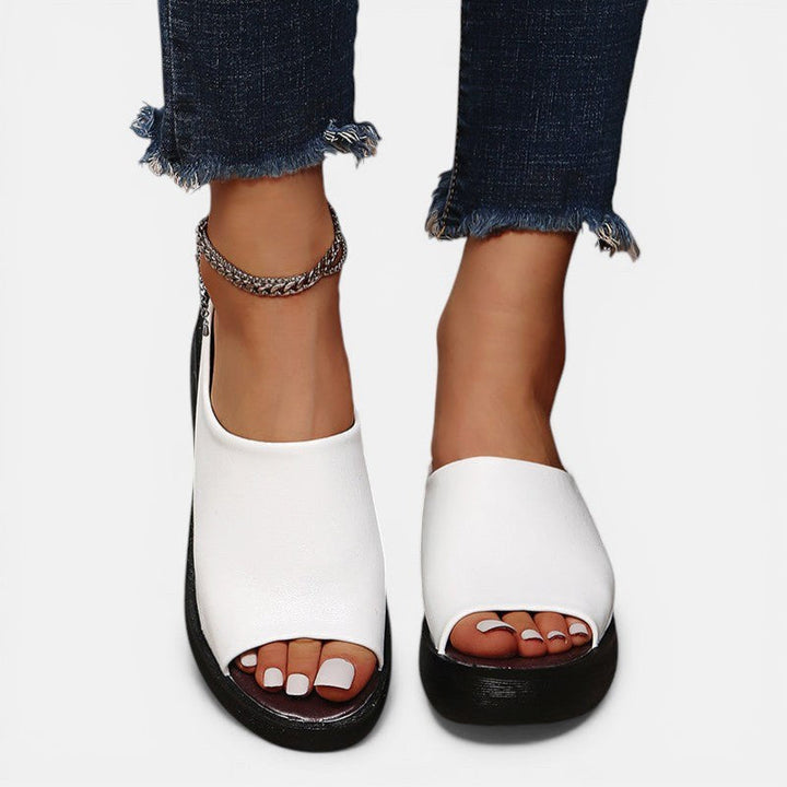 Supportive Tahnee women's orthopaedic sandals with arch support for pain relief and all-day comfort.