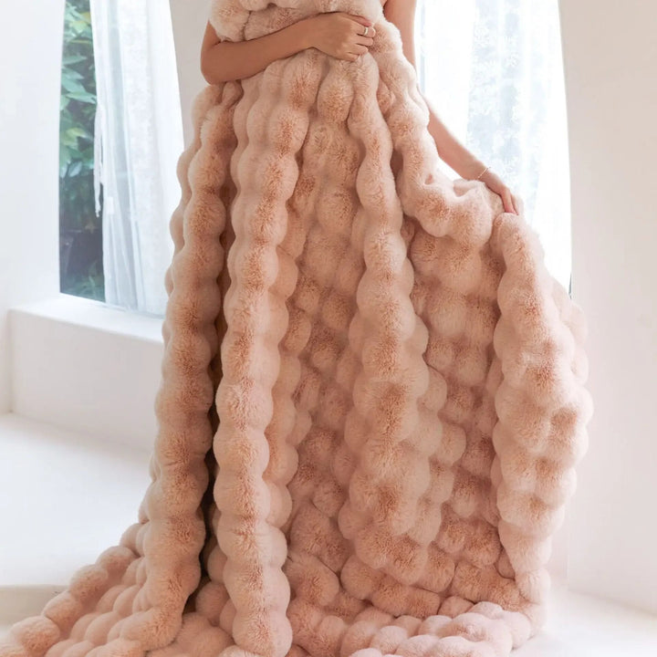 Stylish plush throw blanket, perfect home decor for living room, bedroom. Soft, warm & all-season comfort.