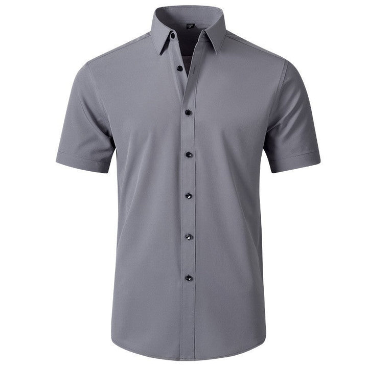 Sharp men's slim fit short sleeve shirt. Contemporary button-down design, ideal for modern men's fashion.