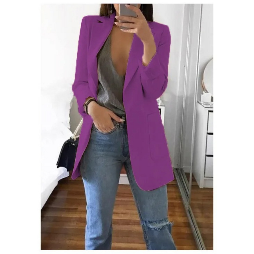 Modern women's long blazer, a versatile outerwear piece for all seasons.