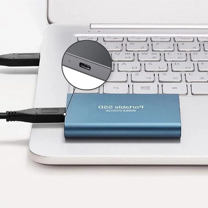 Efficient high-speed 128GB portable external SSD, USB 3.1, for quick data transfer needs.