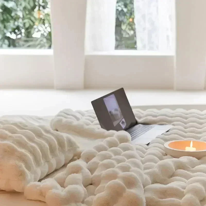 VeluLuxe ultra-soft faux fur travel blanket in a rich grey hue