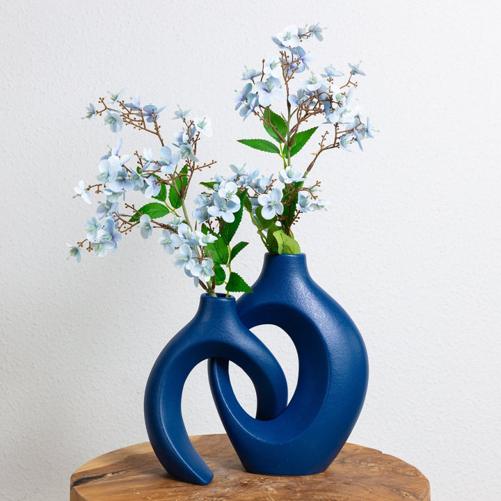 Stylish ceramic flower vase, unique woven design makes a perfect home decor gift idea.