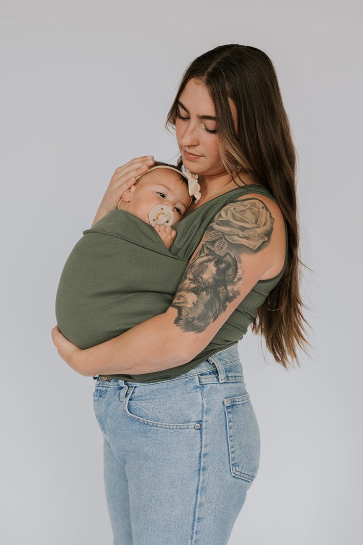 Soft, breathable unisex baby carrier T-shirt, offering secure & ergonomic support for your infant.
