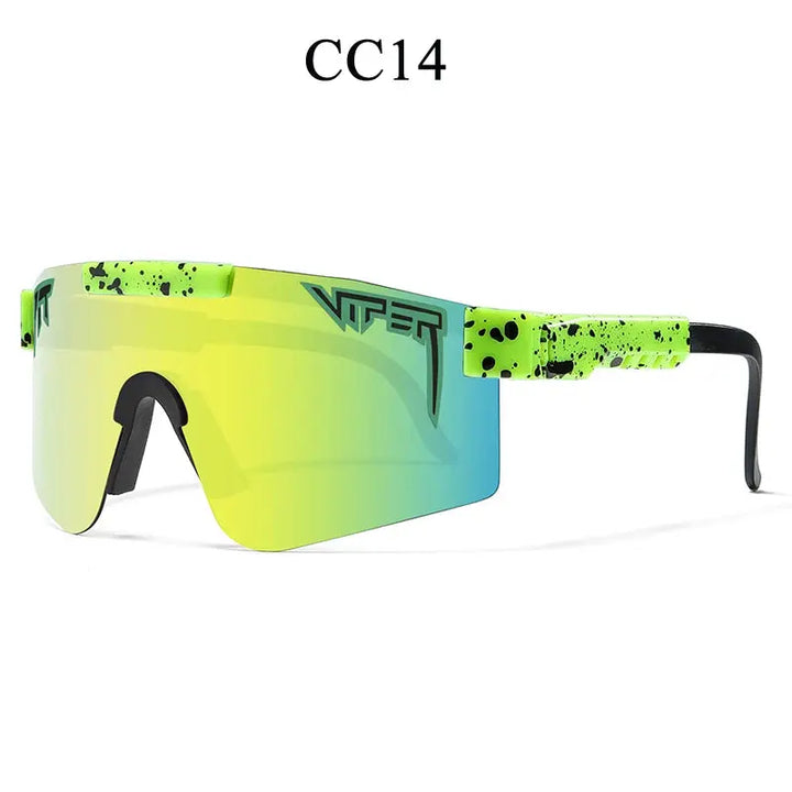 Sporty sunglasses with a unisex design