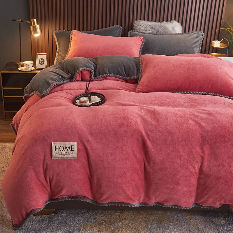 Unisex design of the velvet fleece duvet cover set for any bedroom.