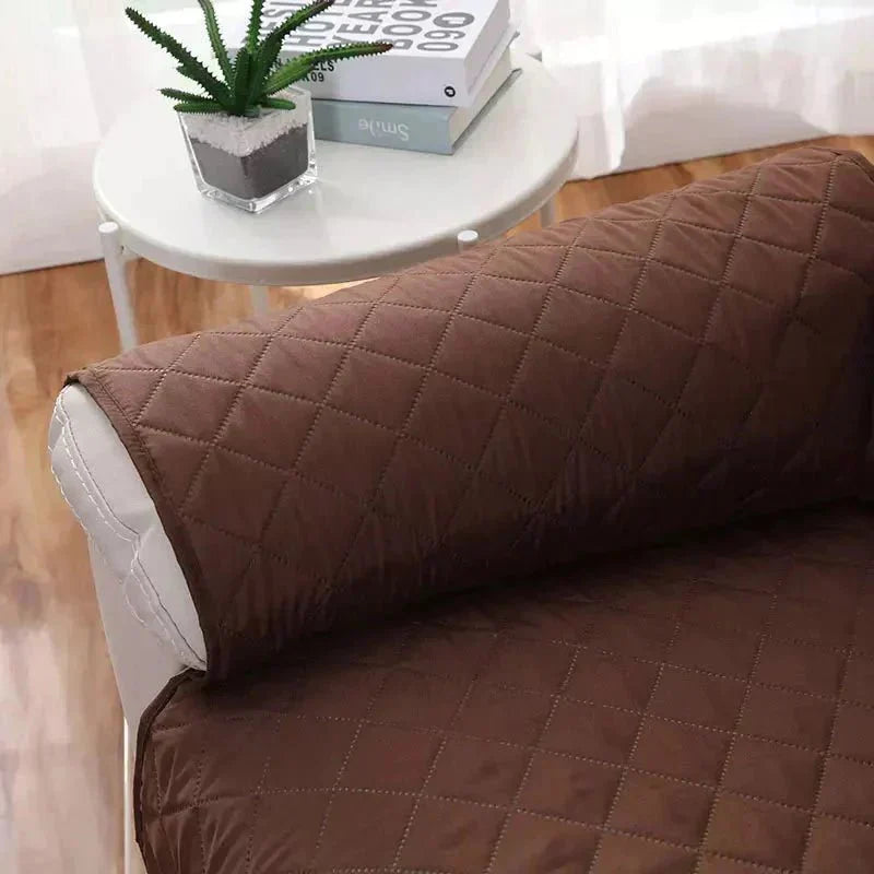 Transformative stretch armchair cover, polyester, gives new life to armchairs, comfy & stylish.