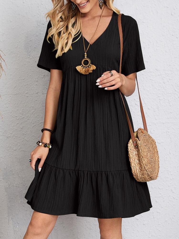 Versatile women's midi bodycon dress with tummy control, suitable for casual chic or evening wear.