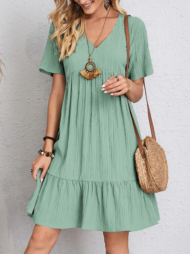 Feminine style women's bodycon dress with tummy control, ensuring a flattering and confident fit.