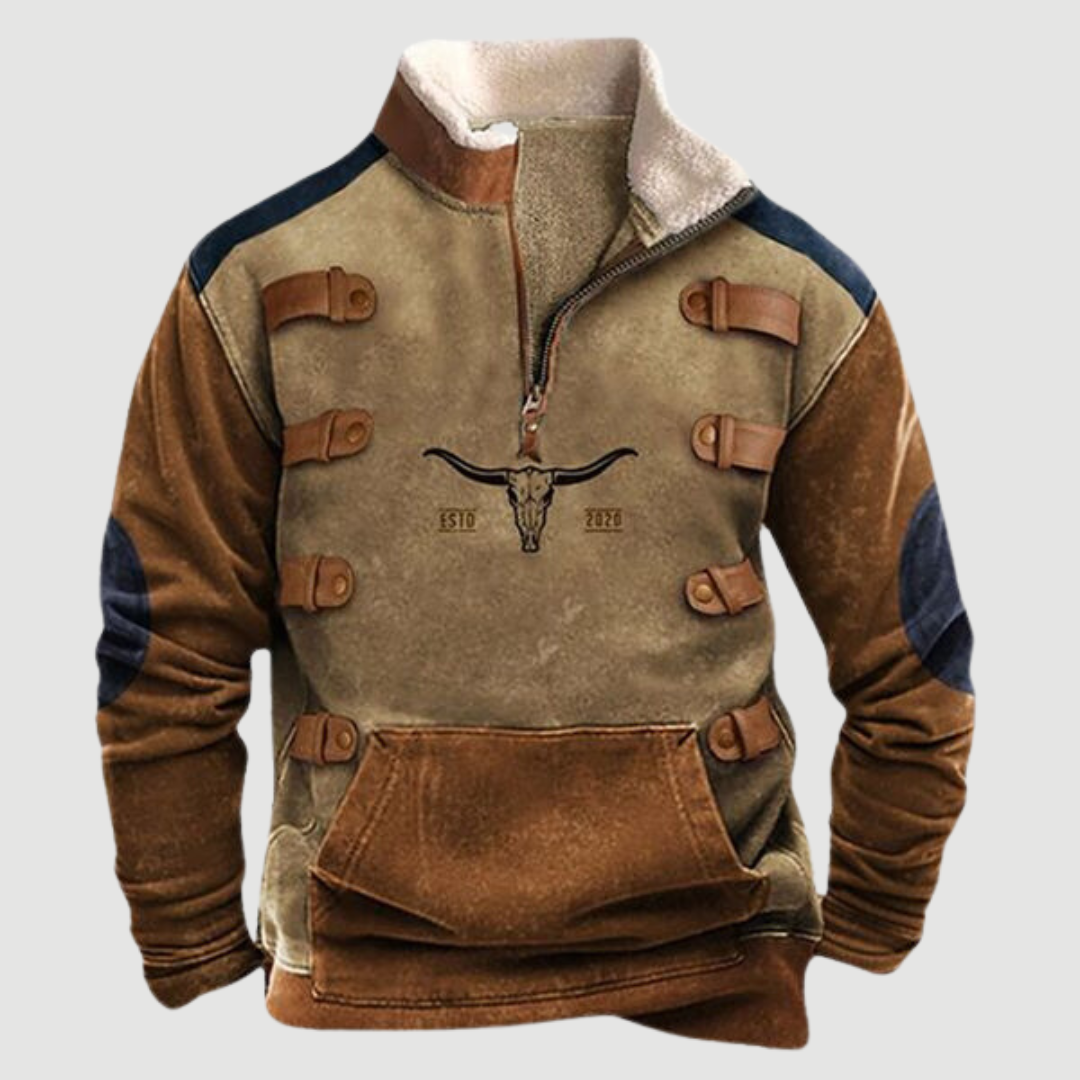 Man wearing Felix vintage fleece zip-up jumper, enjoying warm, casual winter style outdoors.