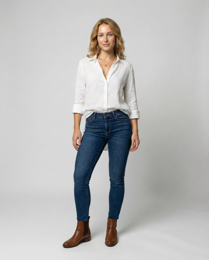 Versatile long-sleeve women's button-up shirt. Relaxed fit for comfortable everyday and casual wear.