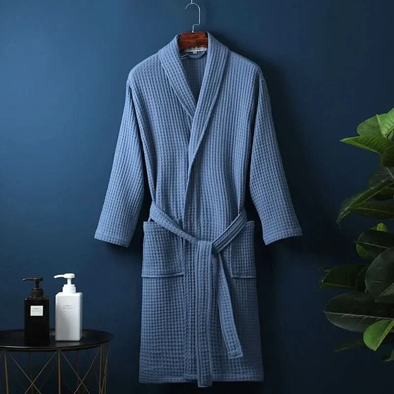 Relaxing unisex lightweight bathrobe, soft & breathable for ultimate comfort, quick dry, great home essential.