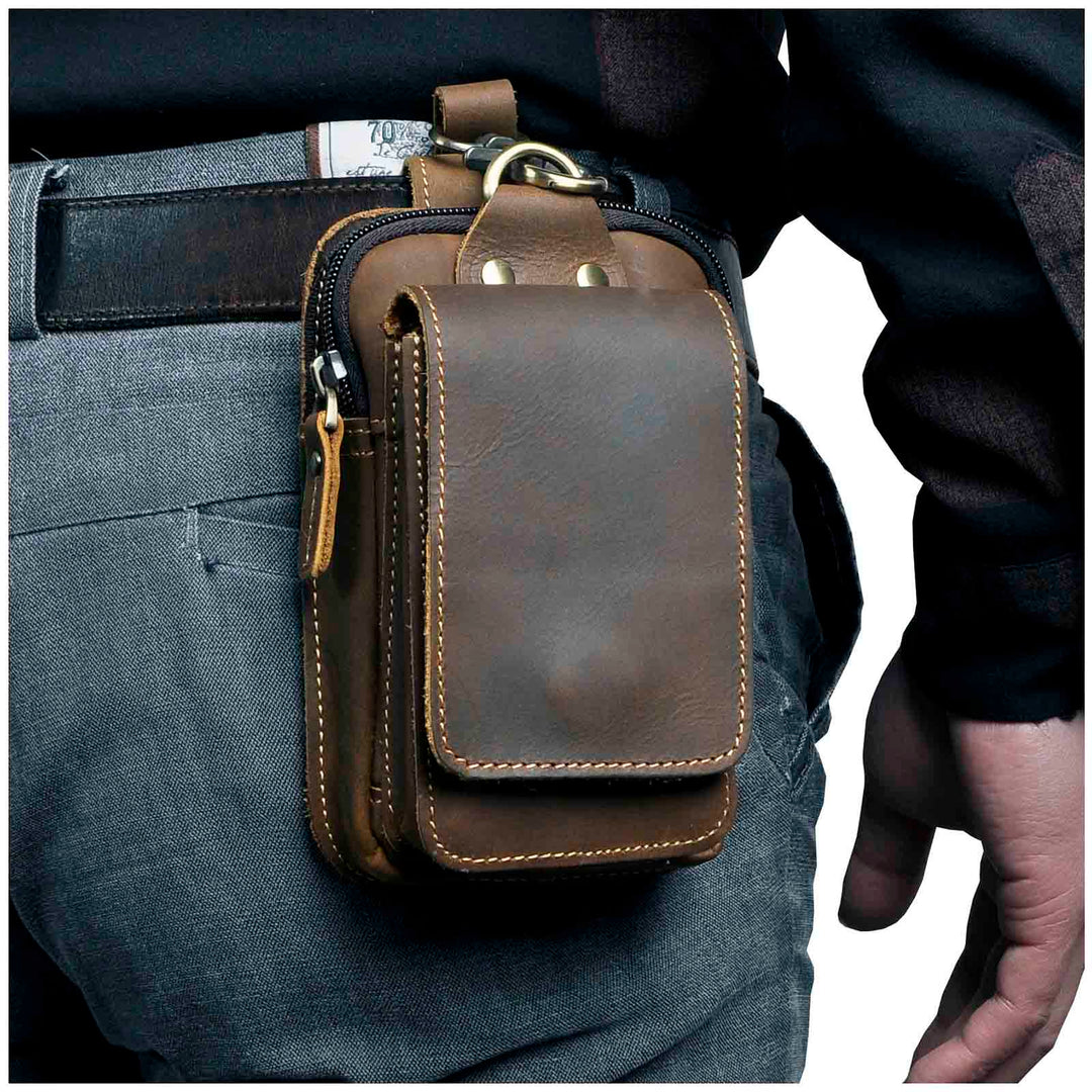 Vintage brown unisex waist pack for everyday carry. Secure & stylish hands-free travel bag.