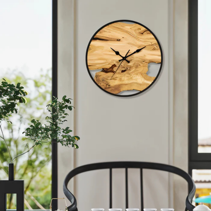 Modern minimalist silent wall clock, large black design for home decor. Perfect for office environments.