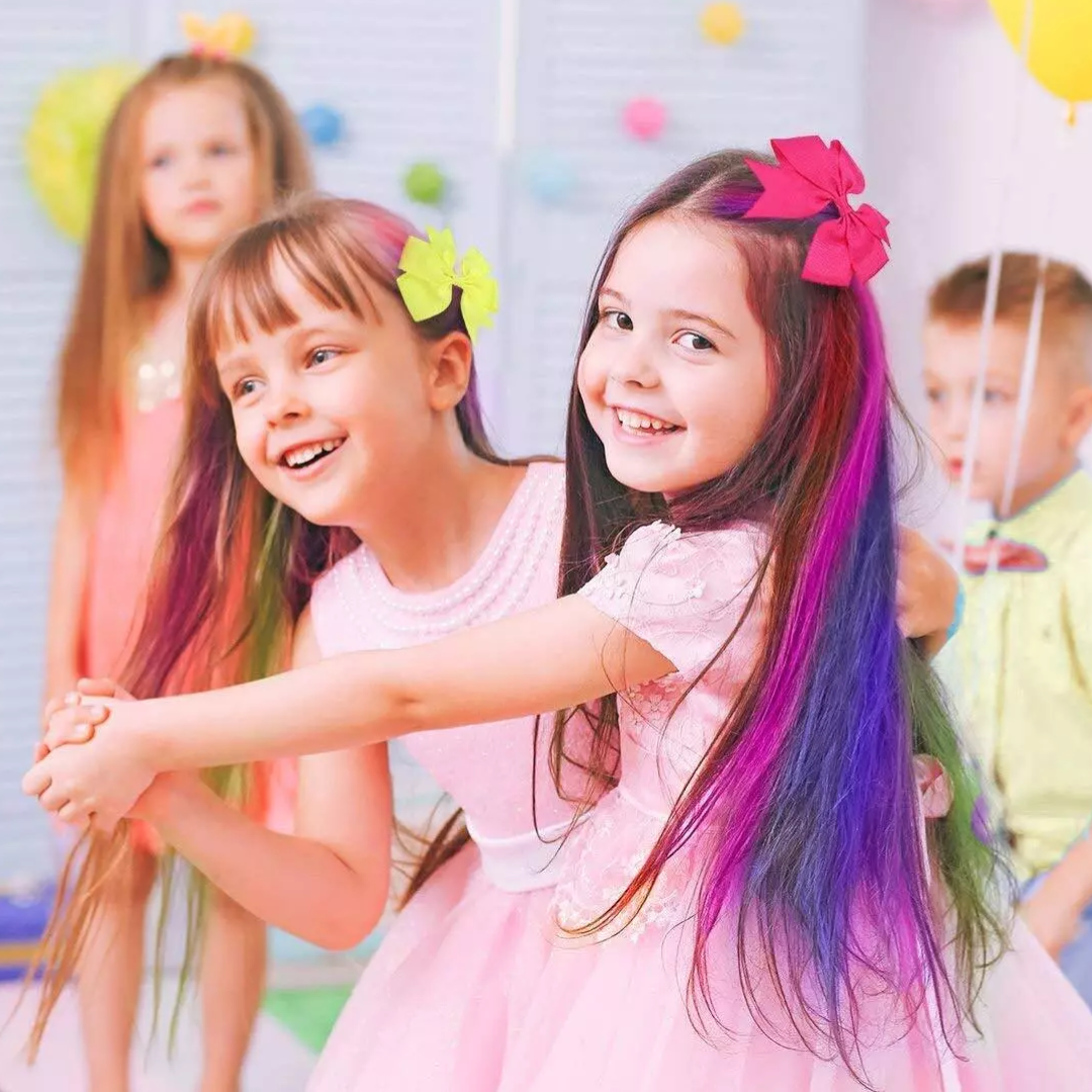 Bright yellow washable hair chalk comb, for safe, temporary hair color fun for kids.