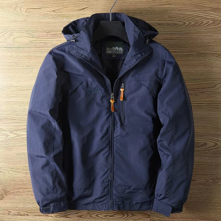 Lightweight men's hiking jacket. Waterproof & breathable for comfortable activewear on trails in any weather.