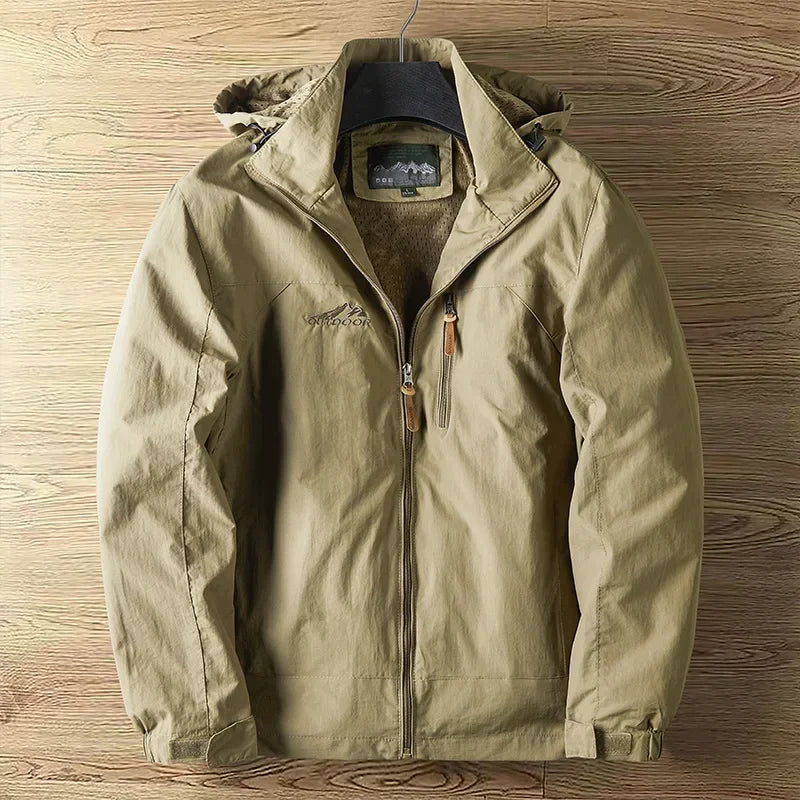 All-weather men's rain jacket. Fully waterproof & breathable for ultimate protection during outdoor activities.