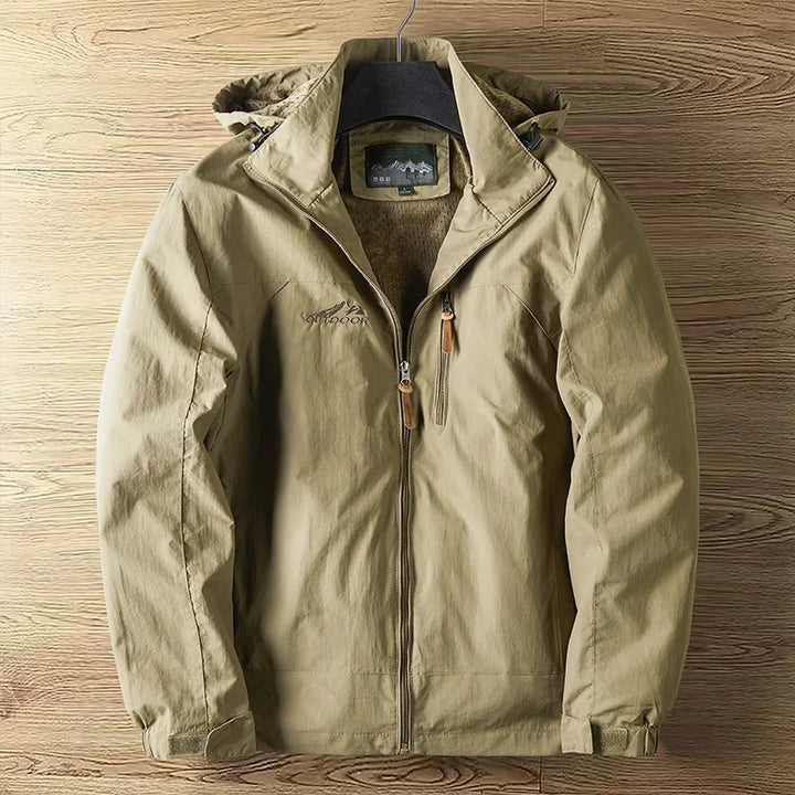 All-weather men's rain jacket. Fully waterproof & breathable for ultimate protection during outdoor activities.