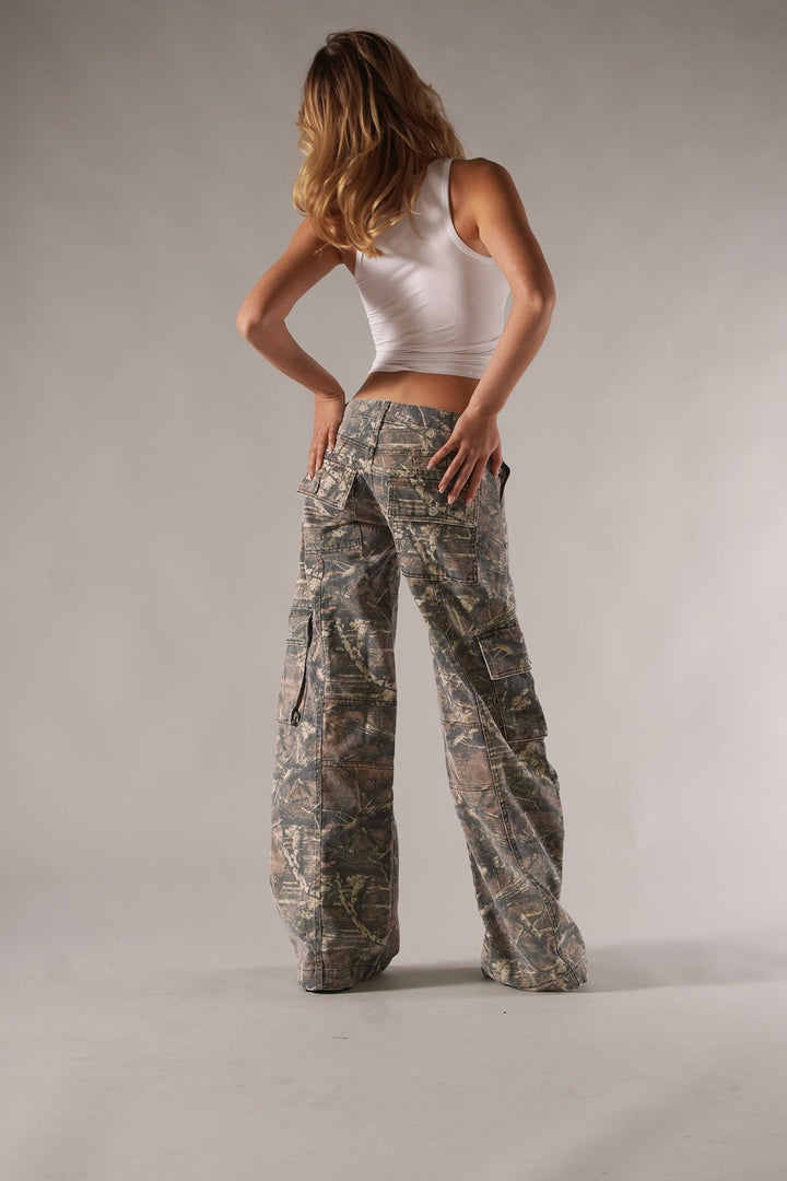 Stylish camouflage print wide leg trousers for women, perfect for casual wear.