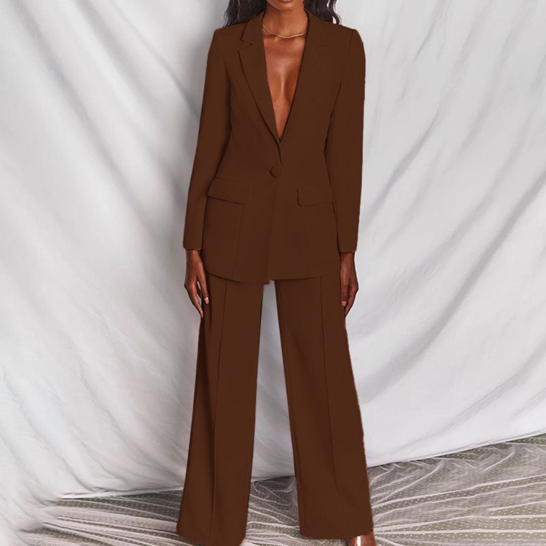 Professional women's suit set: a smart tailored blazer & sleek trousers for formal events.