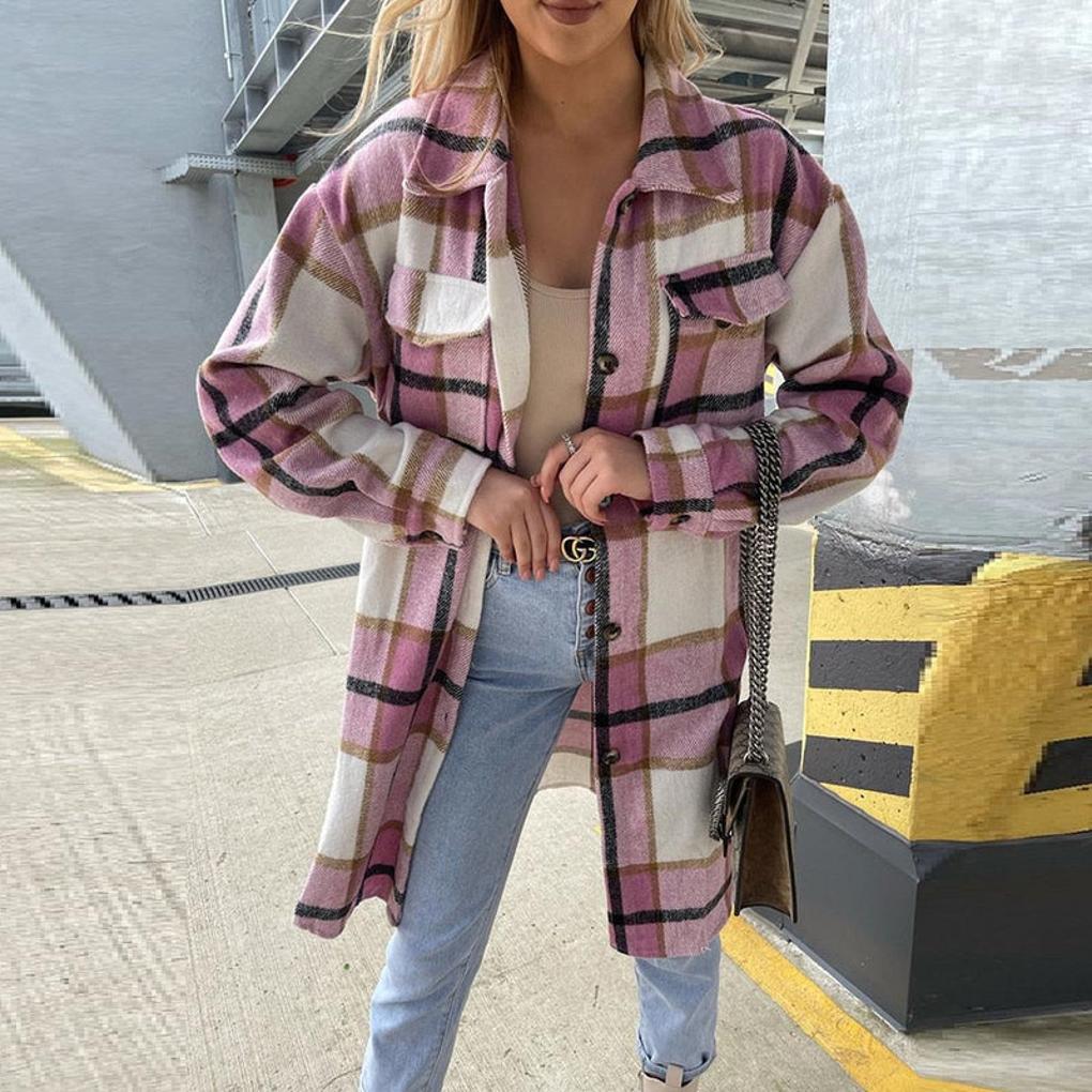 Stylish women's utility jacket, great for spring/fall. Multi-pocket design, adjustable fit for casual outerwear.