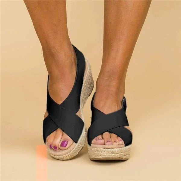 Orthopedic women's espadrilles Clara model, designed for maximum comfort and foot support.