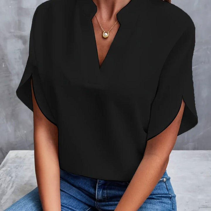 Comfortable and lightweight women's top, a must-have short sleeve summer blouse.