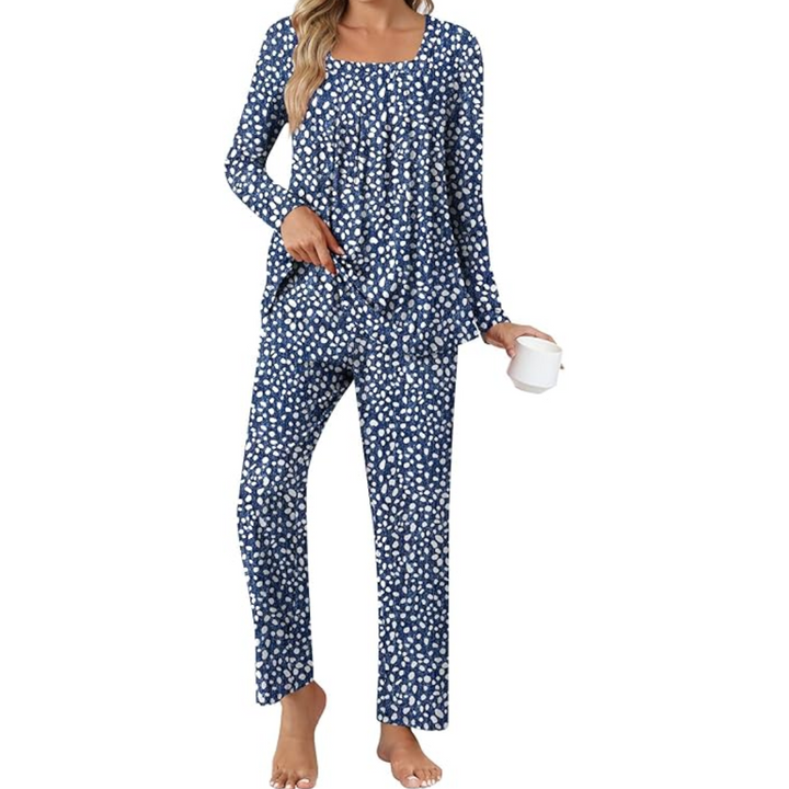 Stylish women's loungewear set with long sleeves, soft fabric, and convenient pockets.