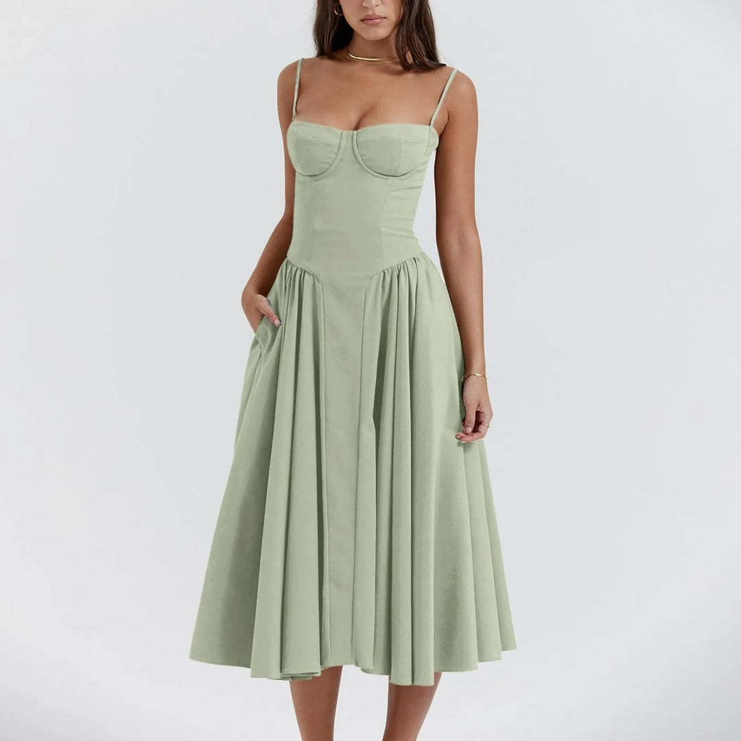 Chic and elegant midi dress for women, suitable for any special occasion