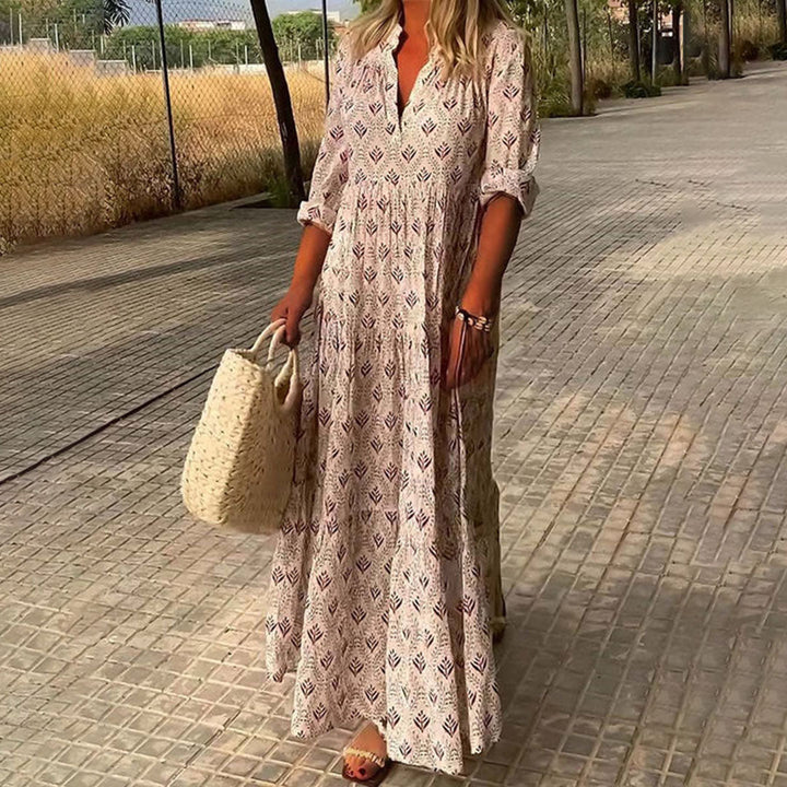 Long flowy women's boho maxi dress, an elegant choice for summer, vacation, or casual occasions.