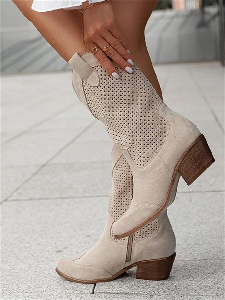 Versatile all-year women's western boots with a chic design