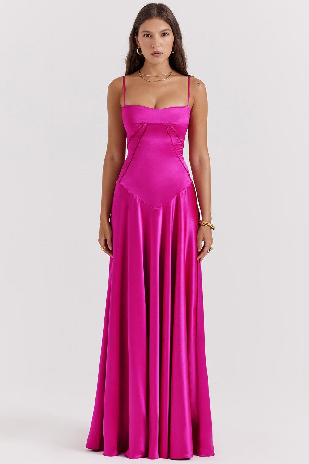 Versatile women's elegant spaghetti strap maxi dress, a slim-fit evening or summer party gown for special occasions.