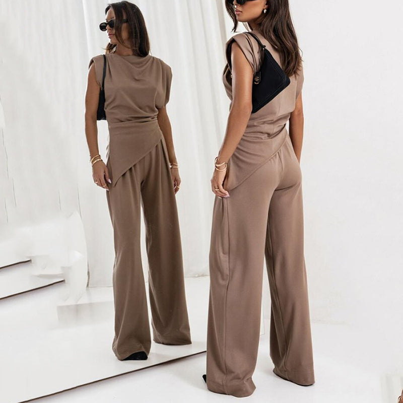 Modern women's co-ord set, blending elegant design with comfortable, versatile fashion. Effortless style.